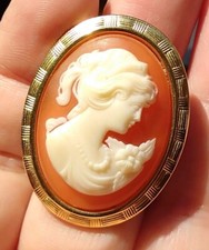 acrylic brooch for sale acrylic brooch for sale UK