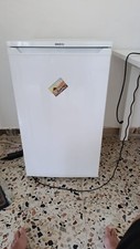 Beko congelatore verticale usato  Sciacca