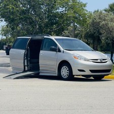 2008 toyota sienna for sale  Pompano Beach