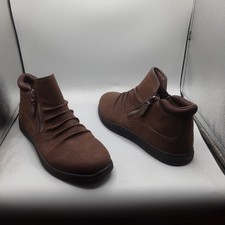Clarks breeze range for sale  Medina