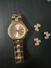 Relógio feminino FOSSIL Shae três mãos ouro rosa aço inoxidável, precisa de bateria comprar usado  Enviando para Brazil