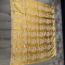 Beautiful gold daisies for sale  SWANSEA