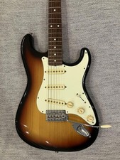 Fender japan stratocaster d'occasion  Expédié en Belgium