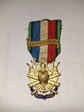 Médaille oublier jamais d'occasion  Thaon-les-Vosges