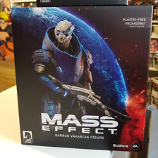 Figurine mass effect d'occasion  Combs-la-Ville