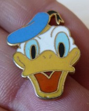 Pin disney donald d'occasion  Expédié en Belgium