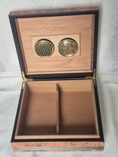 Humidity controlled cigar d'occasion  Expédié en Belgium