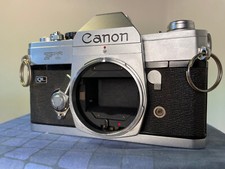 Fotocamera reflex analogica usato  Milano