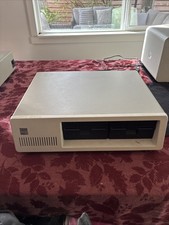 Computadora personal IBM 5150 vintage - botas y pantalla segunda mano  Embacar hacia Mexico