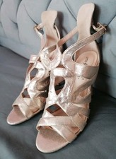 Little mistress london for sale  ST. ALBANS