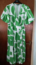 16 white dress for sale  SCARBOROUGH