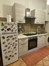 Cucina completa elettrodomesti usato  Valmontone