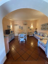 Sala pranzo completa usato  Arzachena