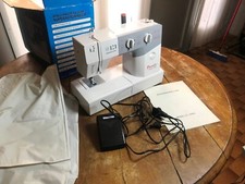 Macchina cucire automatica usato  Villanova di Camposampiero