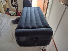 Materasso gonfiabile con usato  Viareggio
