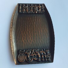 Lignifer húngaro latão brutalismo vinho uva barril motivo meados do século 1960 MCM, usado comprar usado  Enviando para Brazil