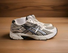 Usado, Tênis de corrida Asics Gel Strike masculino tamanho 8,5 branco comprar usado  Enviando para Brazil