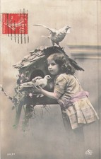 Petite fille nest d'occasion  Expédié en Belgium