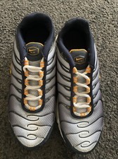 Nike air trainers for sale  SLOUGH