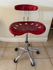 Vibrant wine red for sale  San Jose