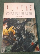 Aliens dark horse for sale  PETERHEAD