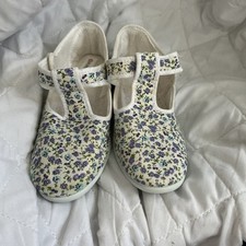 Ladies canvas shoes for sale  BEXLEYHEATH