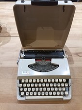 Machine écrire métallique d'occasion Machine écrire métallique d'occasion  Chaux