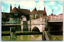 Cartão postal sanduíche Kent Barbican Tollgate Inglaterra comprar usado  Enviando para Brazil