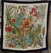 Foulard crêpe soie d'occasion  Courville-sur-Eure