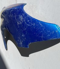Parafango anteriore destro usato  Italia