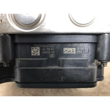 Pompe abs mercedes d'occasion  Rosières-près-Troyes