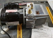 vacuum pump for sale  Lake Mills