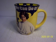 Star Wars Princesa Leia "We Can Do It!" Caneca de café amarela e azul 16 oz. comprar usado  Enviando para Brazil