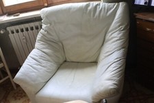 Poltrona pelle bianca usato  Torino