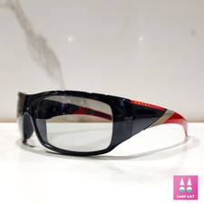 Prada vintage sunglasses d'occasion  Expédié en Belgium