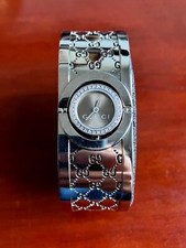 Women watch gucci usato  Roma