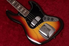 Usado, Fender 1977 Jazz Bass 3TS 4.550kg #S752174 Novo na caixa Yokohama comprar usado Usado, Fender 1977 Jazz Bass 3TS 4.550kg #S752174 Novo na caixa Yokohama comprar usado  Enviando para Brazil