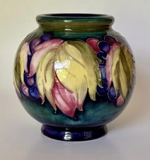 Vintage moorcroft leaf for sale  New Milford