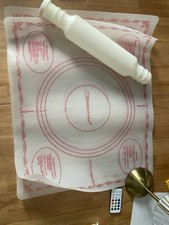 Two vintage tupperware d'occasion  Expédié en Belgium
