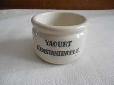 Ancien pot yaourt d'occasion  Saint-Sébastien-de-Morsent
