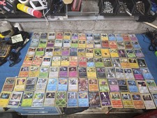 Unidad de almacenamiento de 100 cartas Pokémon encontrada (muchos lotes enumerados) en fundas protectoras segunda mano  Embacar hacia Mexico