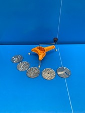 Ancien mouli julienne d'occasion Ancien mouli julienne d'occasion  Molinet