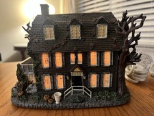Hawthorne village amityville for sale  Hopwood