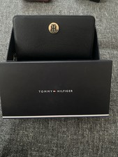 Tommy hilfiger gelbeutel gebraucht kaufen  Inzlingen