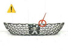 Grille calandre peugeot d'occasion  Moulins