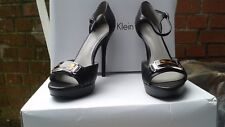 Sandales calvin klein d'occasion  Carvin