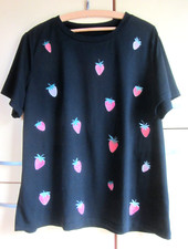 Shirt schwarz erdbeeren gebraucht kaufen  Pulsnitz