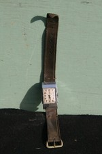 Ancienne montre poignet d'occasion  Hyères