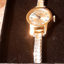 Avia gold colour for sale  BARRY