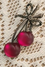Usado, It's Cherry Time!! Broche fantasia cerejas frutas Maria Loran comprar usado  Enviando para Brazil